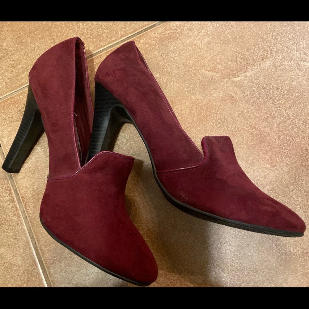 Suede Heels by Liz & Co
